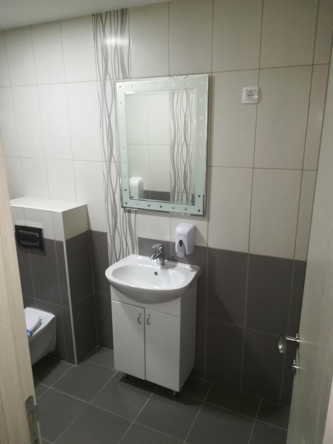Karavan 123 Raška Buitenkant foto