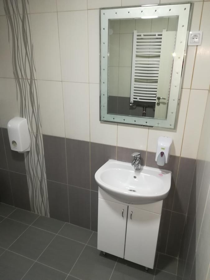 Karavan 123 Raška Buitenkant foto